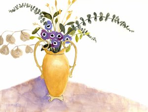 Natura morta con fiori viola e vaso inglese, 2024 circa (acquerello su carta) da Janel Bragg