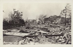 Conseguenze del Grande Terremoto del Kanto, Giappone, 1923 da Japanese Photographer