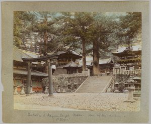 Ingresso al Tōshō-gū, Nikko, Giappone da Japanese Photographer