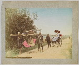 Jinrikisha e Kago, sedia da viaggio, Giappone da Japanese Photographer