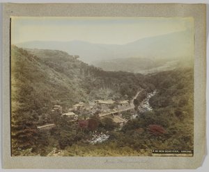 Nuova strada, Kiga, vicino a Miyanoshita, prefettura di Kanagawa, Giappone da Japanese Photographer