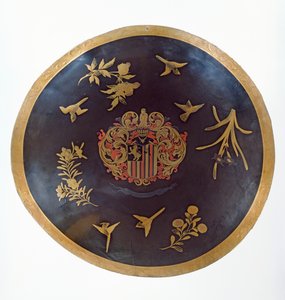 Scudo raffigurante le armi di Constantijn Ranst, per la Compagnia Olandese delle Indie Orientali, realizzato in Bengala e laccato in Giappone, c.1668 da Japanese School
