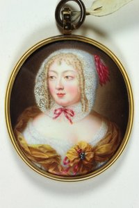 Una signora, in corpetto arancione su una camicetta di pizzo bianco da Jean (circle of) Petitot