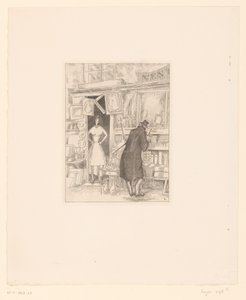 Cliente che curiosa in un negozio di antiquariato