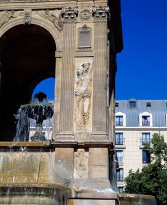 Architettura: dettaglio della fontana degli Innocenti che rappresenta le ninfe da Jean and Lescot Pierre Goujon
