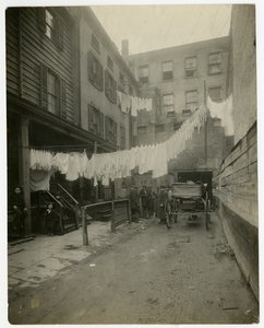 11 Christopher Street, Greenwich Village, New York, USA da Jessie Tarbox Beals
