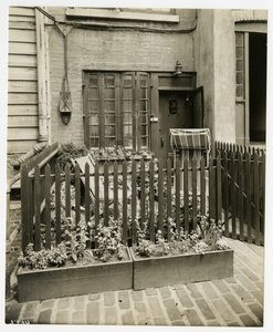 75 Bedford St "la casa più stretta", Greenwich Village, New York, USA da Jessie Tarbox Beals