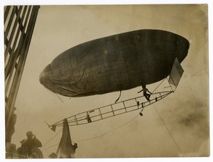 Dirigibile "California Arrow" da Jessie Tarbox Beals