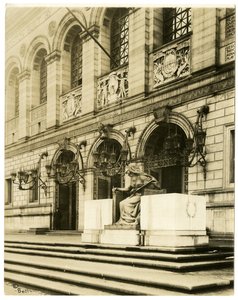 Biblioteca Pubblica di Boston, Boston, c.1902-10 da Jessie Tarbox Beals