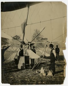 Dirigibile "Meteor" da Jessie Tarbox Beals
