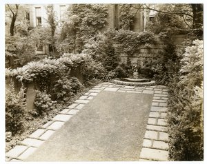 Sig. e Sig.ra John Morgan, 39 W 11, c.1938-39 da Jessie Tarbox Beals