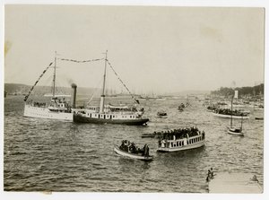 Parata navale, 25 settembre vista generale verso la tomba di Grant da Jessie Tarbox Beals