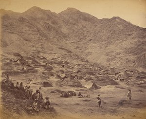 Villaggio e accampamento Kutchi (zingari) vicino a Dakka da John Burke