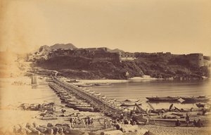 Il Ponte delle barche e il Forte, da Khairabad