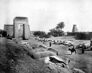 Viale delle Sfingi, Karnak, Egitto da John L. Stoddard