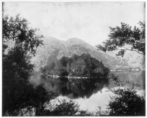 Isola di Ellen, Loch Katrine, Scozia, fine XIX secolo da John L. Stoddard