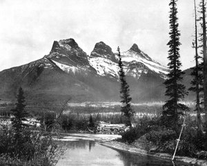 Le tre sorelle, Canmore, Canadian Pacific Railway, 1893 da John L. Stoddard
