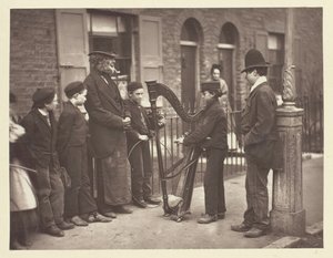 Musicisti di strada italiani da John Thomson