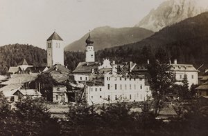 Album "Meine weltkriegs - Erinnerungen South-West Front (Carinzia, Italia, Trentino-Alto Adige) 31/03/1915-12/11/1918 - Josef Zohles Wien": vista di Dobbiaco dopo i bom da Josef Zohles