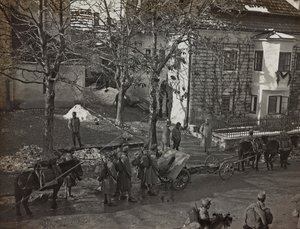 Album "Meine weltkriegs - Erinnerungen South-West Front (Carinzia, Italia, Trentino-Alto Adige) 31/03/1915-12/11/1918 - Josef Zohles Wien": artiglieri a Tarvisio