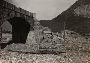 Album "Meine weltkriegs - Erinnerungen South-West Front (Carinzia, Italia, Trentino-Alto Adige) 31/03/1915-12/11/1918 - Josef Zohles Wien": ponte a Tolmezzo