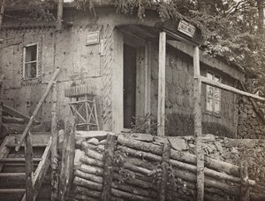 Album "Meine weltkriegs - Erinnerungen South-West Front (Carinzia, Italia, Trentino-Alto Adige) 31/03/1915-12/11/1918 - Josef Zohles Wien": casa di comando da Josef Zohles