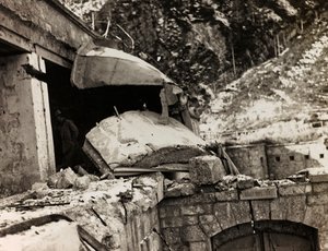 Album "Meine weltkriegs - Erinnerungen South-West Front (Carinzia, Italia, Trentino-Alto Adige) 31/03/1915-12/11/1918 - Josef Zohles Wien": macerie