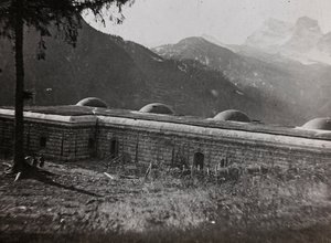 Album "Meine weltkriegs - Erinnerungen South-West Front (Carinzia, Italia, Trentino-Alto Adige) 31/03/1915-12/11/1918 - Josef Zohles Wien": una fortezza italiana da Josef Zohles