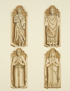 Quattro figure che decorano le porte realizzate da Clarke, su entrambi i lati dell