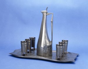 Set di liquori in peltro a otto pezzi Edelzinn da Joseph Maria Olbrich