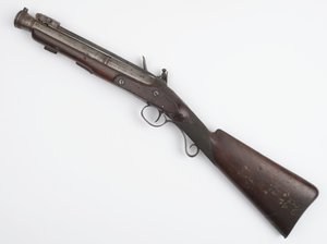 Archibugio con baionetta a molla emesso ai Volontari Irlandesi, c.1815 da Joseph Wood