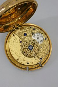 Interno di un orologio
