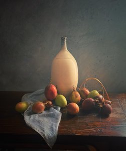 Elegante natura morta con frutto della passione da Judy Tseng
