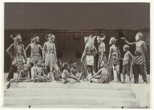 Spettacolo teatrale di giavanesi in costume da Kassian Cephas