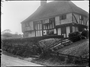 Ye Olde House, Stone-In-Oxney, Stone-Cum-Ebony, Ashford, Kent da Katherine Jean Macfee