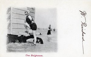 Donne in costume da bagno, c. primi 1900 (cartolina) da Alec Hunter