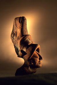 Artefatto, Cancuen, Guatemala, Arthur Demarest, Tomas Barrientos, Maya, palazzo, Classico, 2004 da Kenneth Garrett