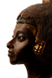 Museo di Berlino, Faraoni Nubiani, figura di Tiye, moglie di Amenhotep III da Kenneth Garrett