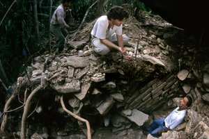Cancuen, Guatemala, Arthur Demarest, Rudy Larios, Maya, palazzo, Periodo Classico, Peten, 2004