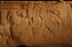 Panca del trono del Tempio 21, incisione del re Akhal Mo Nab, Palenque, Messico, 2005 (foto) da Kenneth Garrett