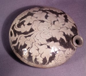 Arte coreana: bottiglia di porcellana per vino (o bottiglia). Periodo Koryo da Korean School