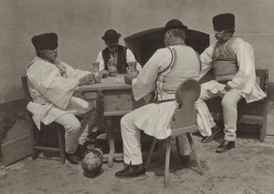 Romania: Poiana-Sibiului, godendo un bicchiere di vino