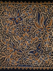 Batik con decorazione tradizionale di farfalle e fiori, Giava, Indonesia (dettaglio) da Amadeo (after) Modigliani