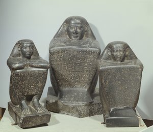 Statue a blocco di Akhamenru, Harwa e Amenemonet, XXV-XXVI Dinastia