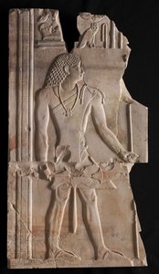 Mentuemhat come sacerdote con bastone e scettro, c.667-647 a.C.