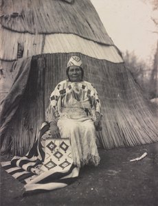 Edna Kash-kash, una donna indiana Cayuse