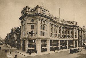East India House, facciata individualizzata di Libertys sulla New Regent Street, c1935 da Lemere