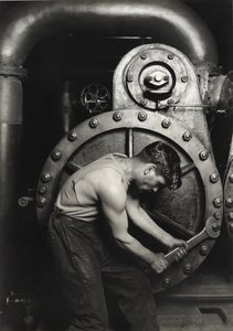 Meccanico della centrale elettrica