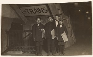 [Quattro newsies all