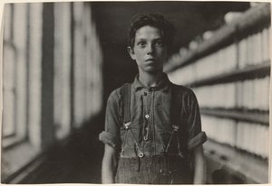 Jo Bodeon, un "back-roper" nella stanza dei muli. Cotonificio Chase, Burlington, Vermont